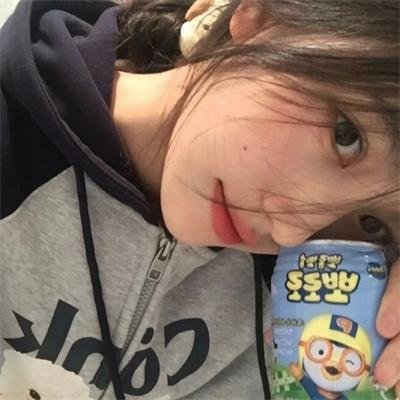 驼背人与舞女